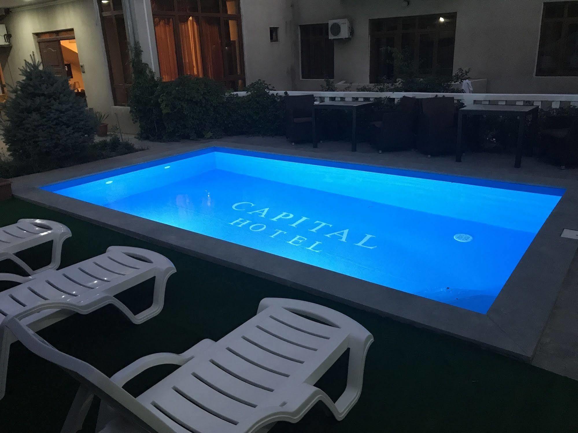 Capital Hotel Erywań Zewnętrze zdjęcie