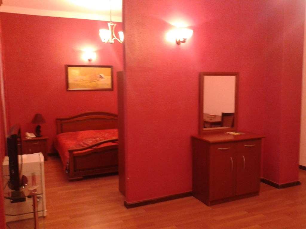 Capital Hotel Erywań Pokój zdjęcie